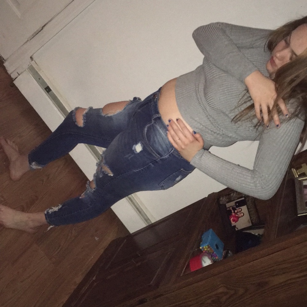 Grey forever 21 crop top